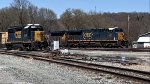 CSX 951 leads M370.